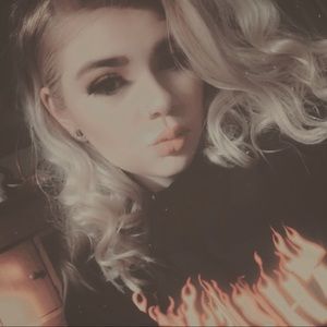 Meet your Posher, Kendra